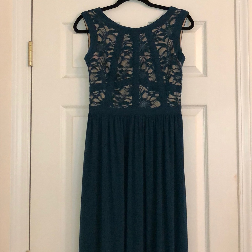 Beautiful prom/formal gown!